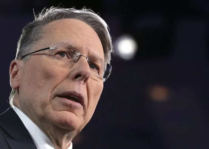 NRA leader Wayne LaPierre resigns just before a New York corruption trial