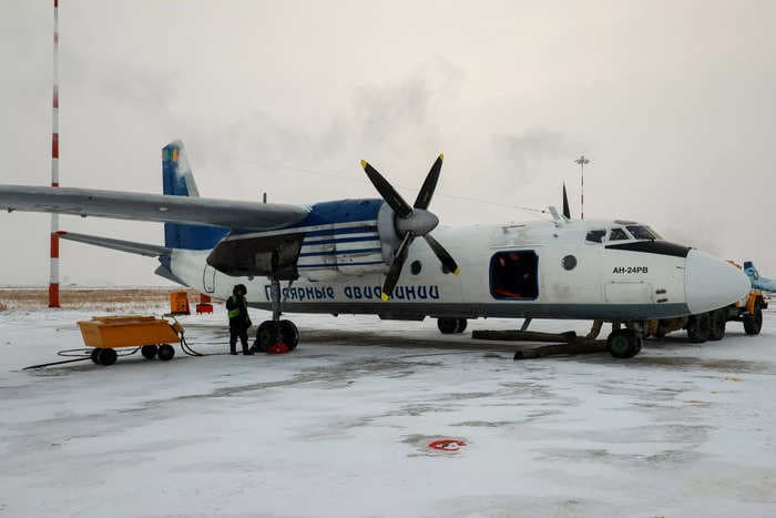 2 Russian airlines want to keep flying Soviet-era planes, but some of them are so old they're set to be phased out this year