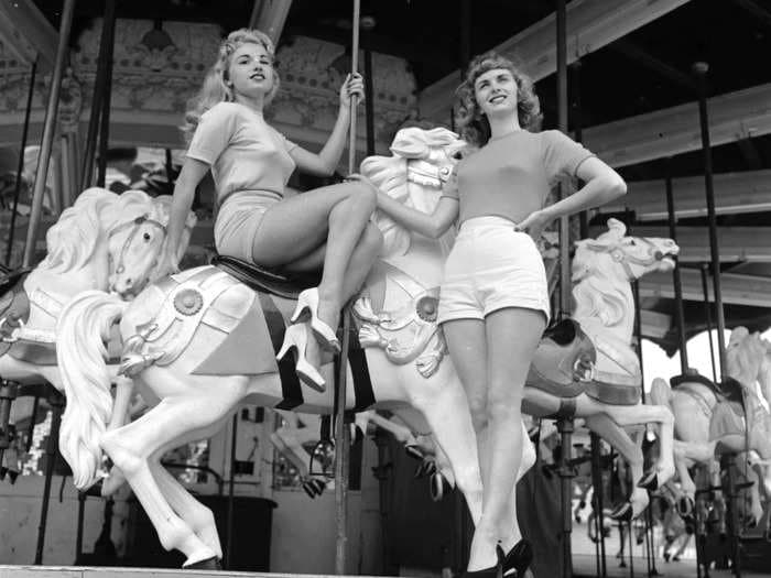 35 vintage photos of amusement parks that show how glamorous they used to be