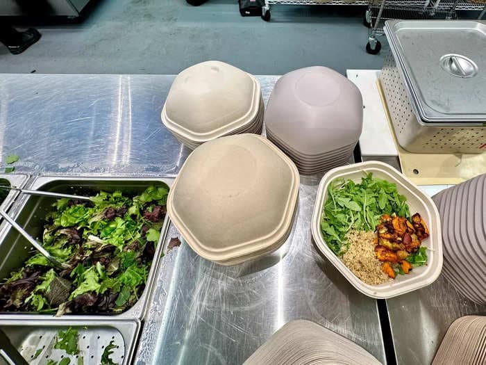 I tried the salads and savory bowls at Sweetgreen and Cava. Both chains are Gen Z favorites &mdash; but there's a clear winner.