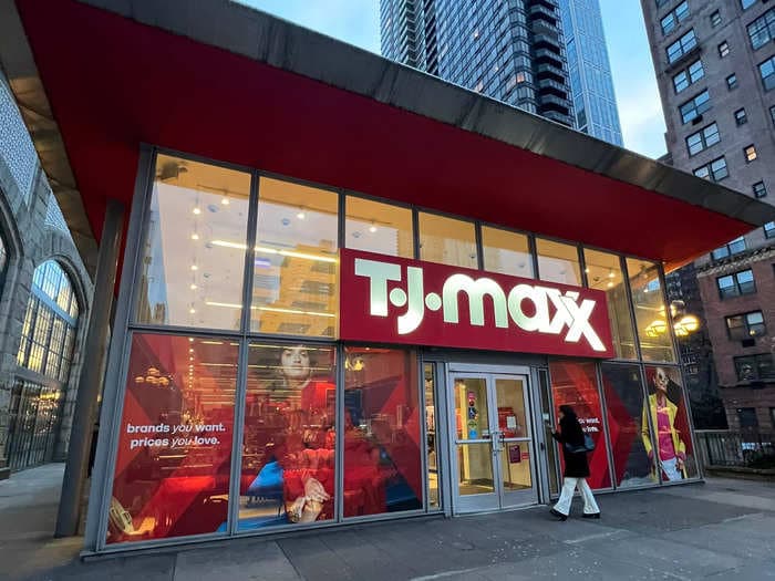 I compared TJ Maxx locations in the suburbs and the city. The prices were the same, but the shopping experiences couldn't have been more different.