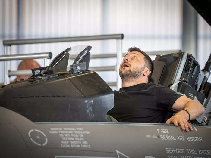 Ukraine is pinning its hopes on the F-16. These photos show what the US fighter can do.