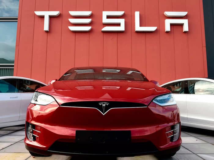 EVs are depreciating faster than gas cars. Here's how the oldest models like Tesla are faring.