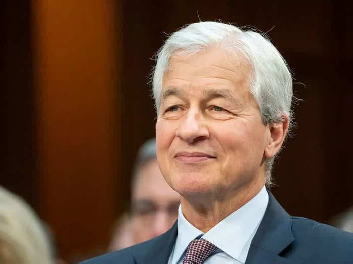 Jamie Dimon gets $36 million in compensation after historic year for JPMorgan