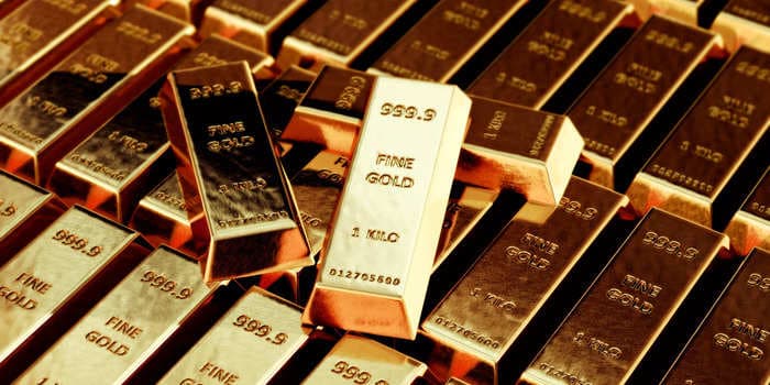 The Chinese are piling into gold as stocks falter and the property market crumbles