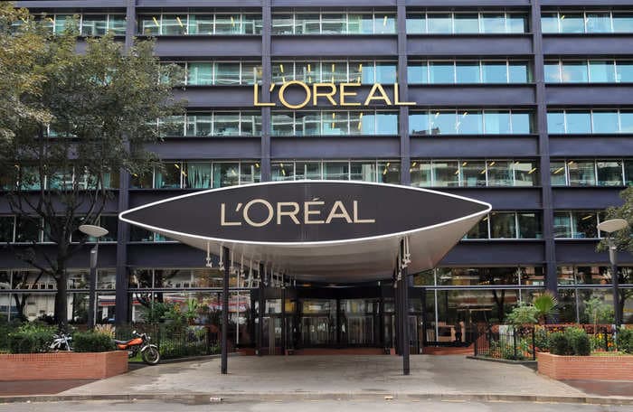 L'Oreal tells workers to come to the office on Fridays twice a month 