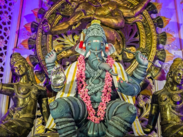Top must visit temples in Mumbai: unveiling the city's sacred side