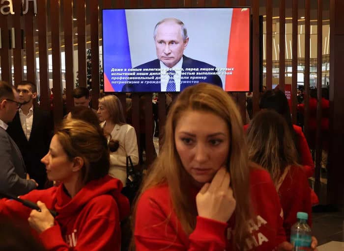 Putin appears unstoppable, but even he 'doesn't know where the tolerance of the Russian people lies,' an economic historian said