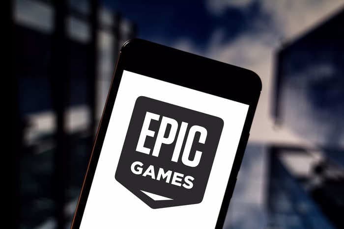 Apple reverses decision to ban Epic Games from having its own app store