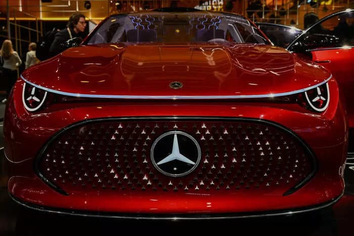 Europe shouldn't be afraid of Chinese electric cars, says Mercedes-Benz CEO