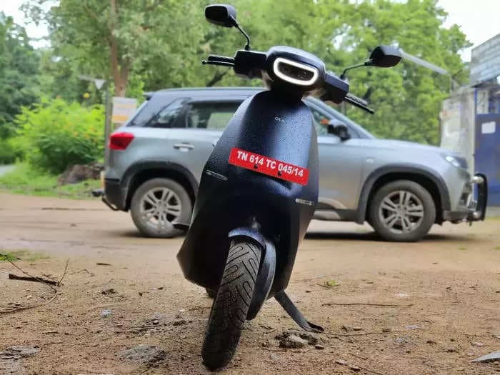 India’s electric two-wheeler industry records highest-ever monthly sales as FAME subsidy ends
