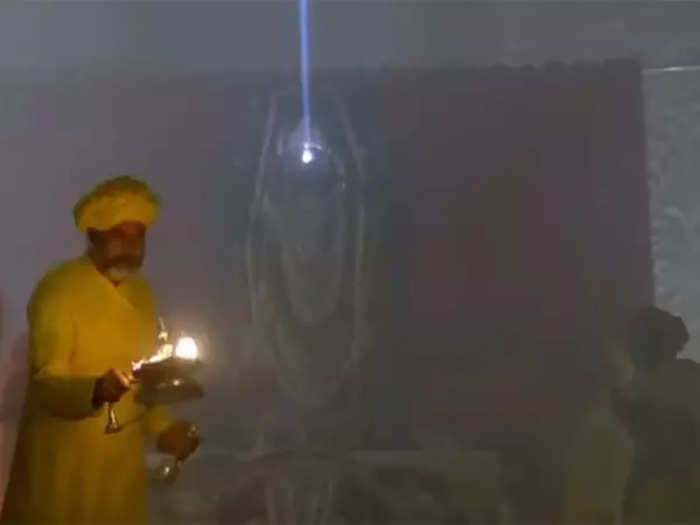 Watch: Lord Ram Lalla's forehead illuminates with 'Surya Tilak' on the occasion of Ram Navami