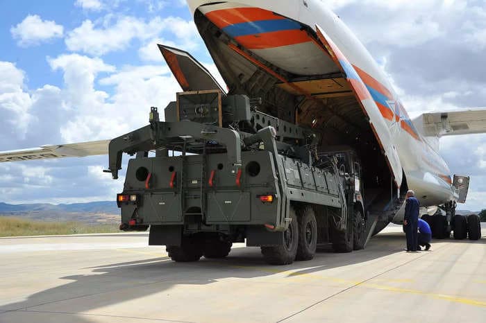 Turkey may soon put its controversial Russian S-400 air defenses in operation 