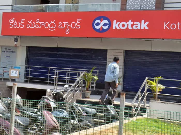 RBI bars Kotak Mahindra Bank from onboarding new customers via online, issuing fresh credit cards