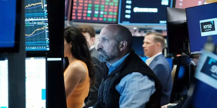 Stock market today: US stocks edge higher ahead of earnings deluge and Fed policy meeting