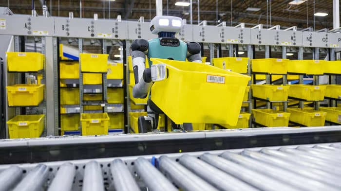 Amazon's warehouse robot army keeps getting bigger and bigger