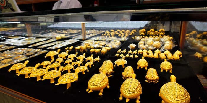 People in Korea are buying gold from vending machines and convenience stores amid 2024's frenzy for the precious metal