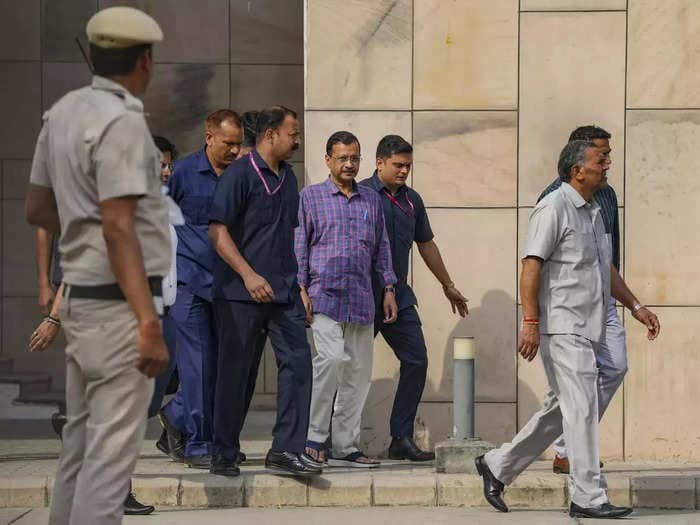 SC gives Arvind Kejriwal interim bail till June 1