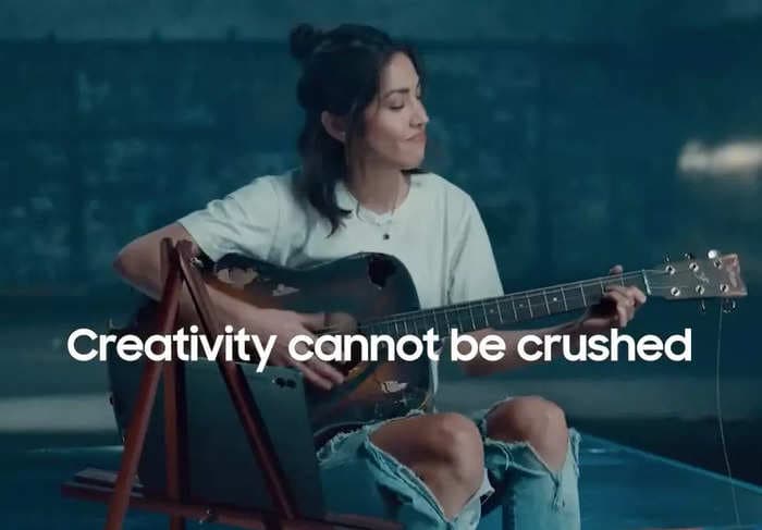 Samsung just released a 43-second response to the 'crush' ad Apple was lambasted for last week