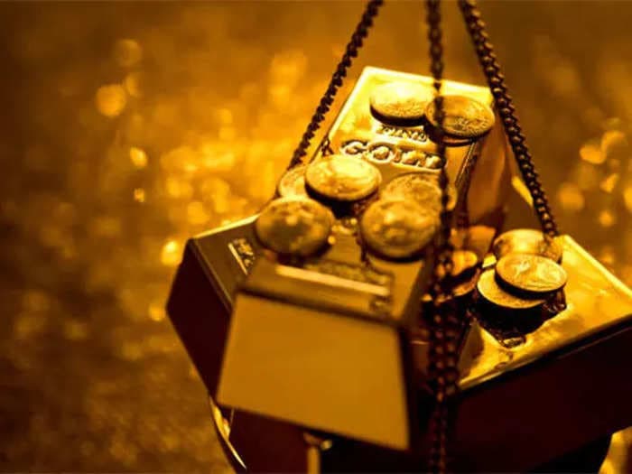 Benefiting from strong sales, gold jewellers set for 17-19% revenue growth in 2024-25: Crisil