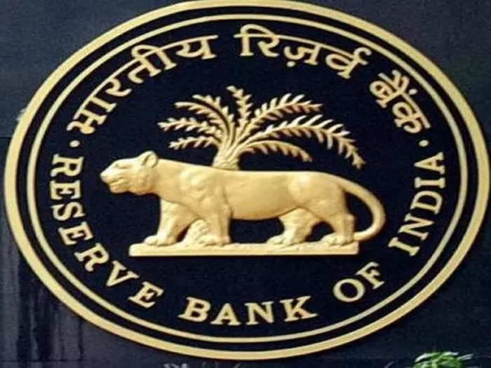 RBI approves highest-ever dividend payout of Rs 2.11 lakh crore to central government!