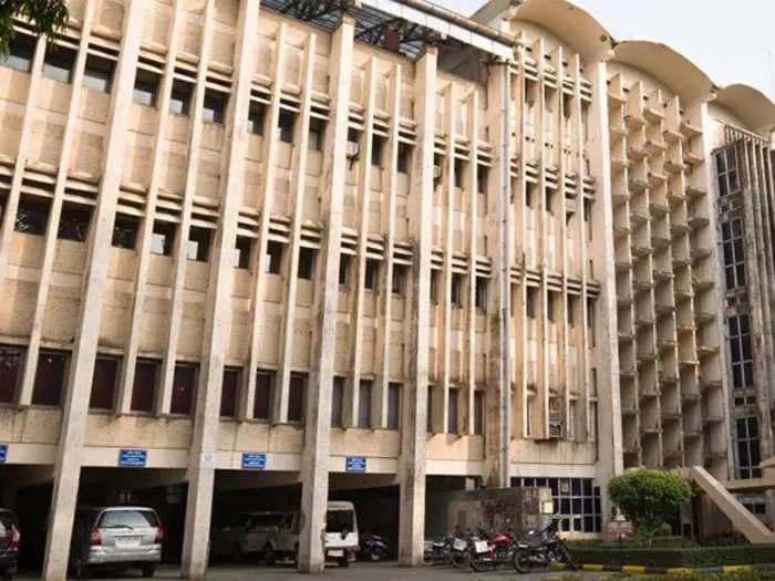 IIT Bombay improves its rank by 31 places in QS World University Rankings