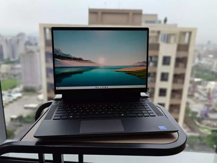 Alienware x16 R2 review – powerful gaming laptop with a premium design