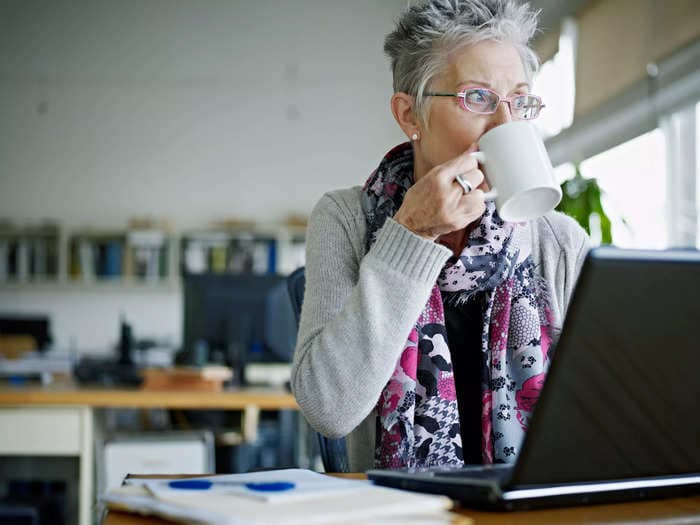 Gen Xers and boomers are giving up on hybrid work: They're either all in or out on the office 