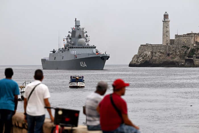 A Russian warship that just sailed into Cuba can carry Putin's new prized hypersonic missiles