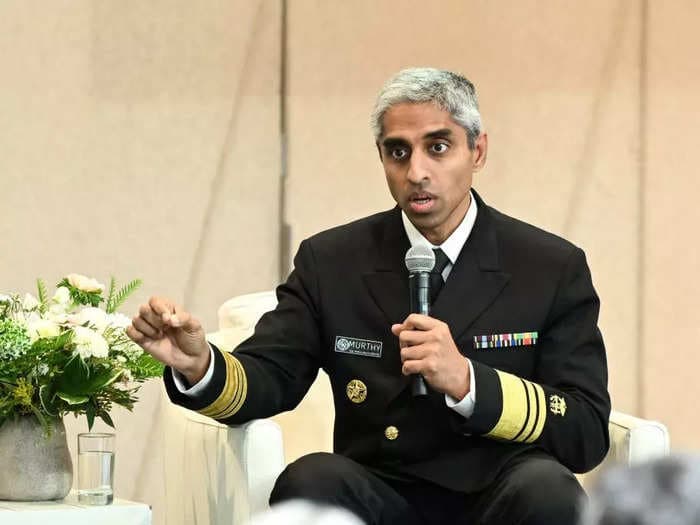 Surgeon general: Social media should come with a warning label like cigarettes