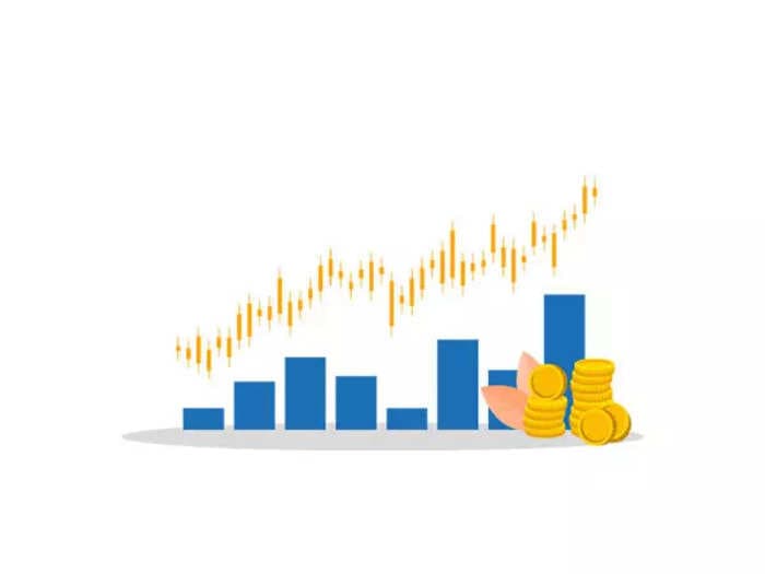 Gold, silver rally, crude volatile while copper at two-month low: Choice Commodity Report