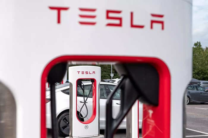 Firefighters smashed a Tesla's window to rescue a toddler after the battery died, report says
