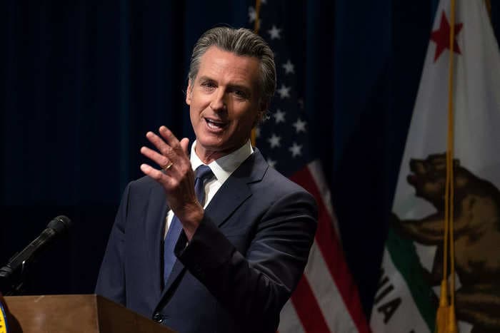 A crisis comms expert says now is Gavin Newsom's chance to get what he wants: the presidency