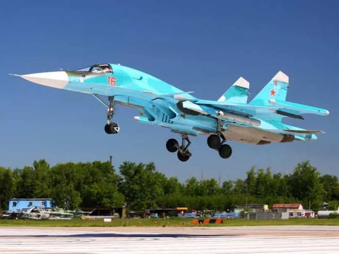 Deadly Russian Su-34 bombers are sitting ducks for Ukraine's ATACMS. But it can't attack without US approval.