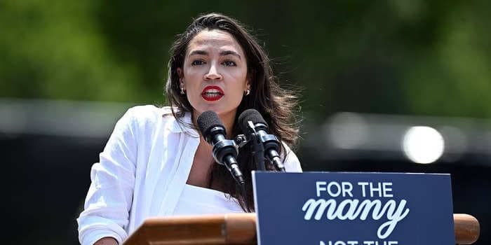 AOC wants to impeach SCOTUS justices following Trump immunity ruling