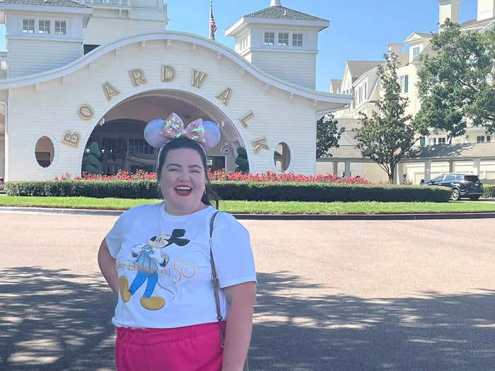 My family stayed in a luxurious $827-a-night villa at Disney World. We walked to the parks and saved money with some key perks.