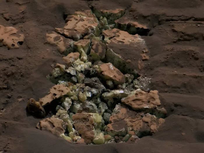 Freaky finding: NASA's Curiosity rover has found something on Mars that shouldn’t have existed there!