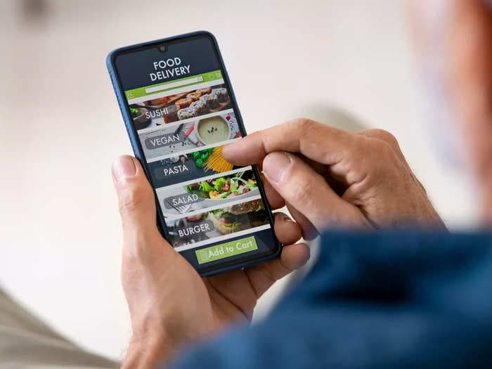 Tech temptations: People go for unhealthier food, spend higher when ordering on digital devices, study suggests