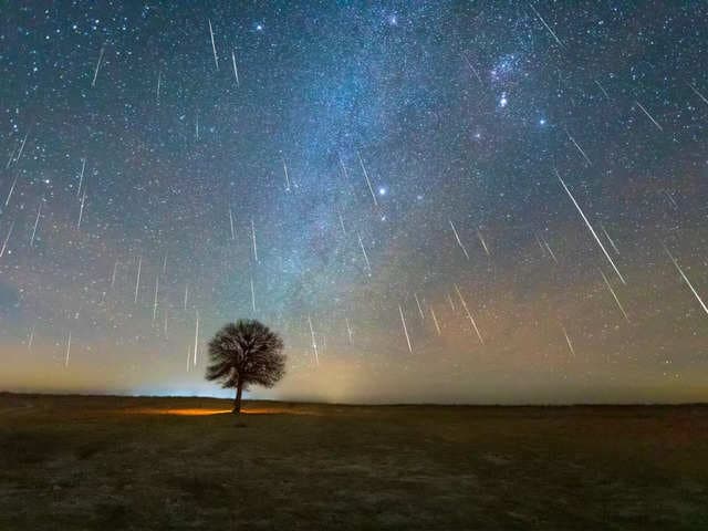 India to witness a rare and mesmerising DOUBLE meteor shower on July 30!