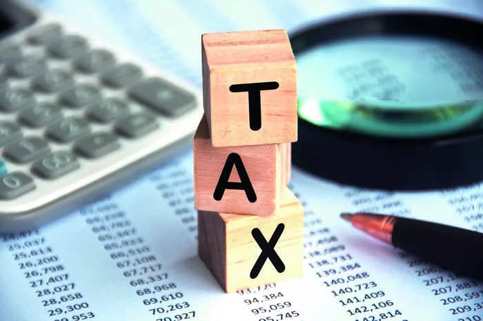 After outrage, Govt clarifies: tax clearance certificate only for people with tax dues, high-value defaulters