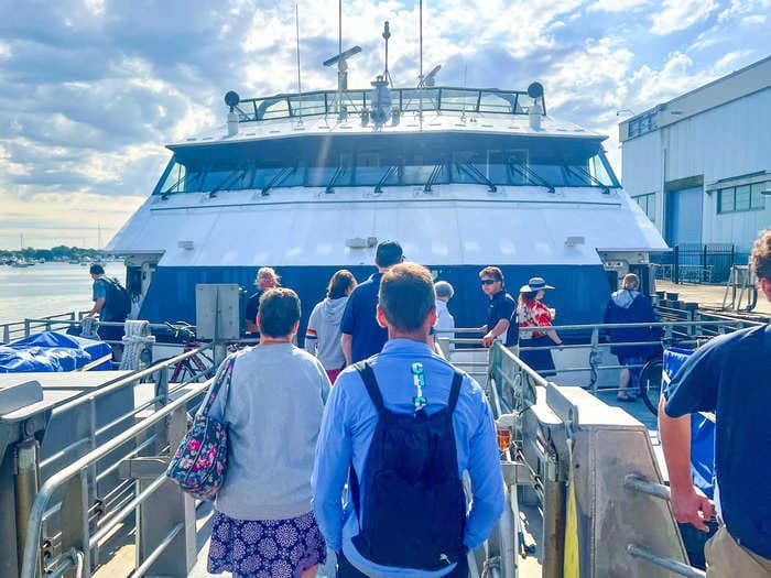 I spent $79 on a round-trip ferry to Martha's Vineyard. The ocean views and full-service bar weren't even the best parts.