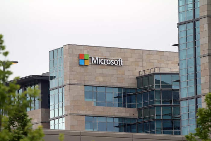 Microsoft plans special reward for employees, to give cash award along with annual bonus