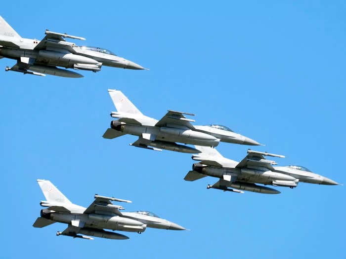 Ukraine finally received F-16 fighter jets — but might not be able to use them how it wants