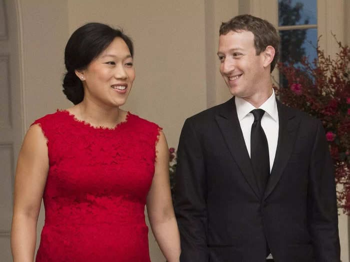 Mark Zuckerberg got his wife a 7-foot statue of herself. A couples therapist said such a lavish gift might be a red flag.