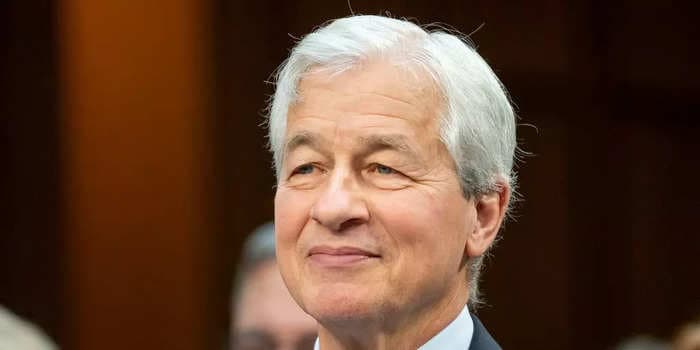 Jamie Dimon's name keeps being floated for a spot in the White House — by both parties