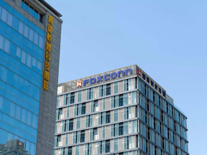 Foxconn infuses ₹1,200 crore in Karnataka unit