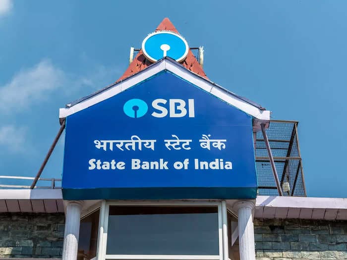 SBI able to support loan growth, lower deposit growth not a challenge: Khara