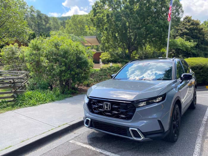 I drove Honda's $43,000 CR-V Hybrid. It's one of the finest compact SUVs money can buy. 