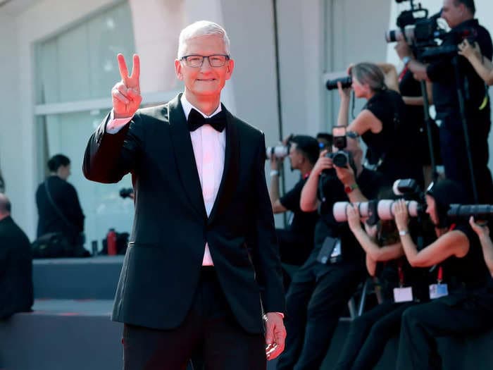 Apple CEO Tim Cook is living out the Hollywood movie executive fantasy in Italy right now