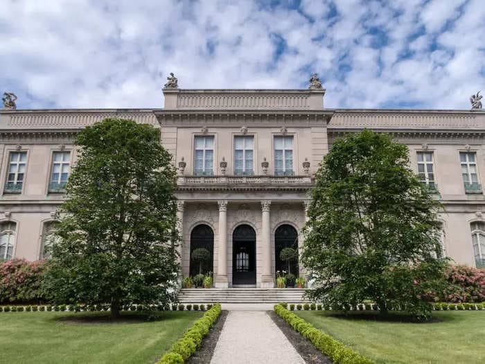 Photos show the lavish interiors of The Elms, a Rhode Island mansion built for a coal millionaire in the Gilded Age